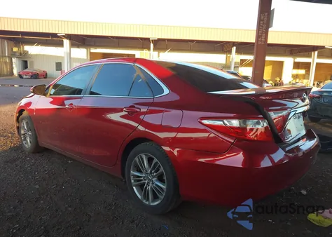 2017 Toyota Camry Se z USA, uszkodzony, nr VIN 4T1BF1FK1HU637467